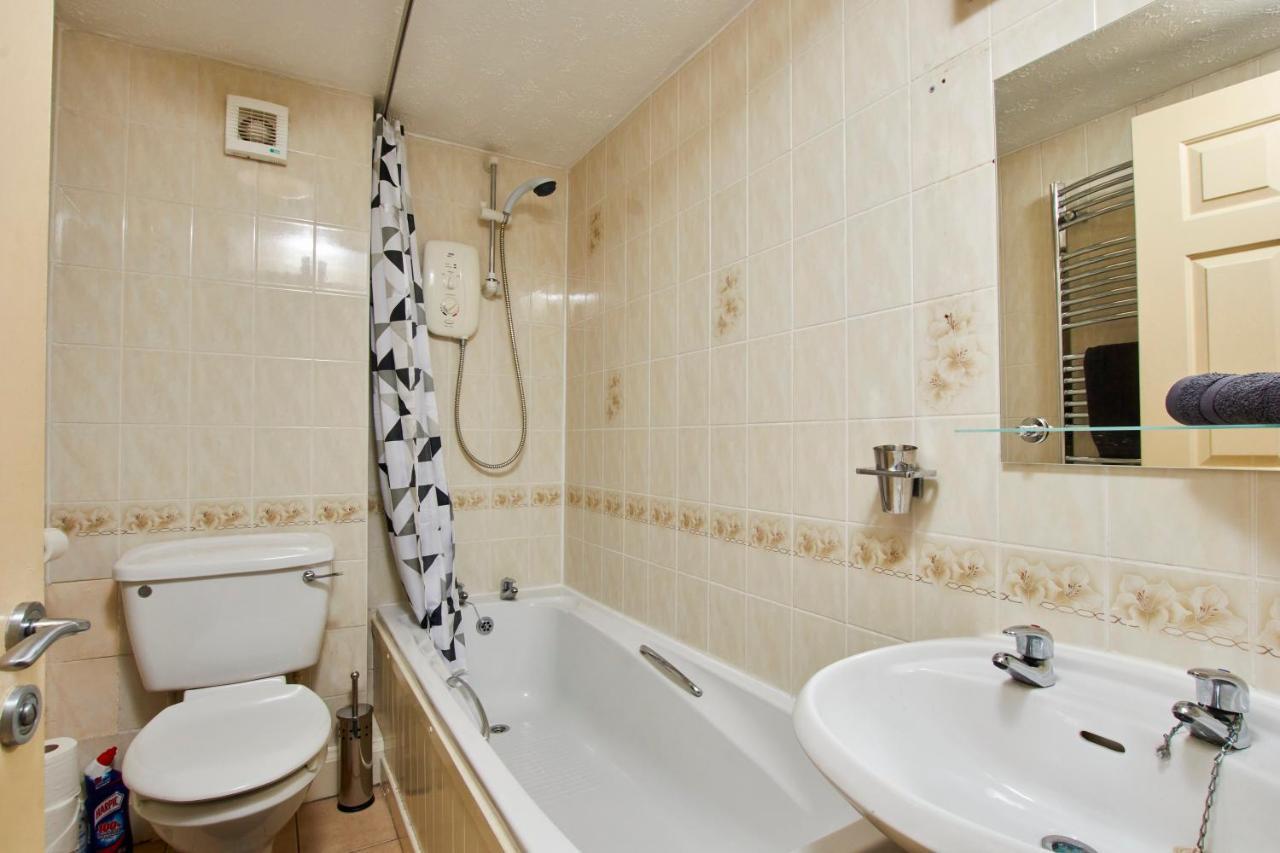 Perfect Place To Stay Fast Free Wifi Единбург Екстериор снимка